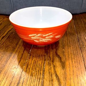 Vintage Pyrex Autumn Harvest 403 Bowl 🧡 Near Perfect 1950s